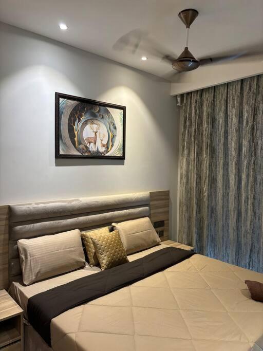 Countryside Luxury Suites - Supernova Noida Neu-Delhi Exterior foto